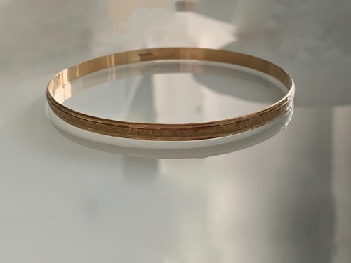 9ct gold bangle grams - gold, 5.56