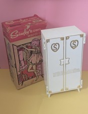 Pedigree Sindy's 1960s Wardrobe with original box in fair to good condition 