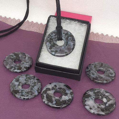 Gabbro mystic merlinite donut - mystic, merlinite-donut