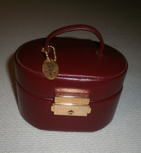 Wolf designs leather jewelry - wolf,