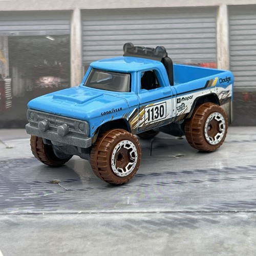 Hot wheels dodge power - hot,