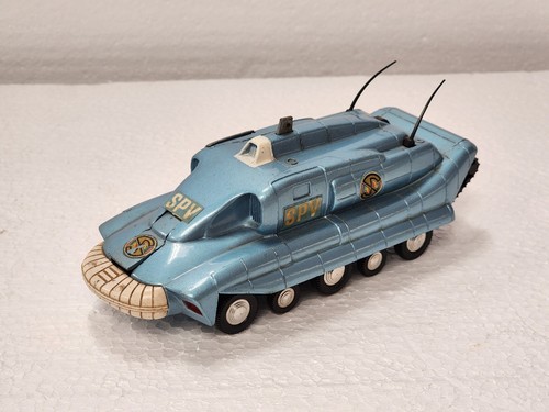 Dinky 104 captain - 104, spv