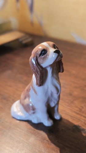 Beswick king charles spaniel - king,
