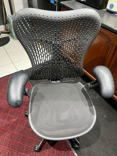 Herman miller chair - miller,