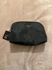 Ted Baker Minis Discovery