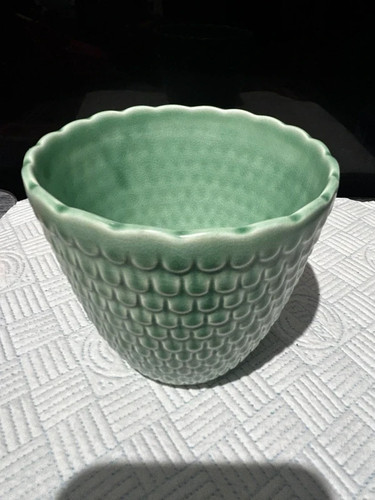 Sylvac rare pot bowl 2559 - sylvac,