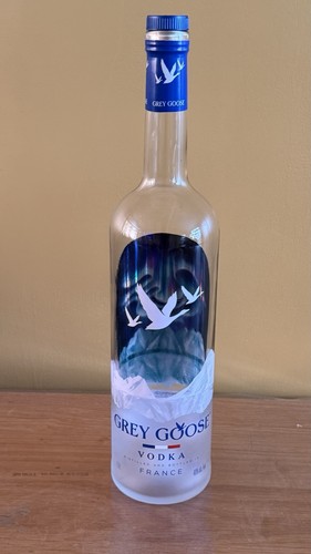 Empty grey goose vodka - empty, 1.5l