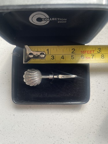 Modern shell napkin clip - shell,