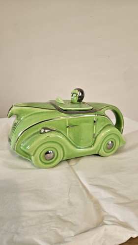 Vintage 1930s sadler - vintage,