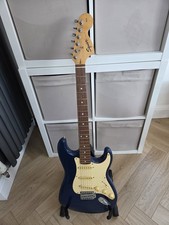 Imperial Blue SQUIER Strat Fender Affinity 20th Anniversary electric guitar 
