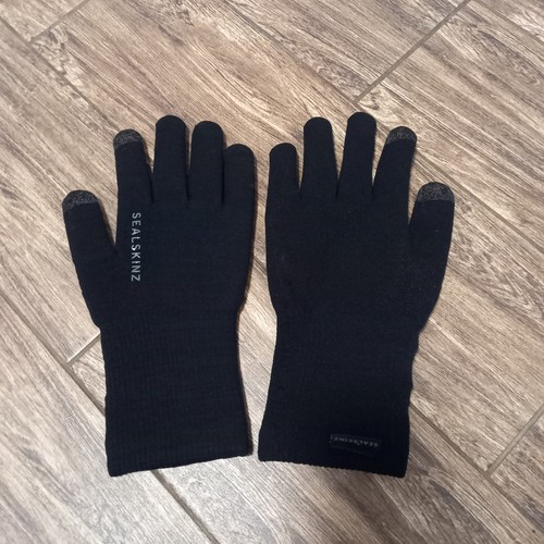 Sealskinz gloves - sealskinz,