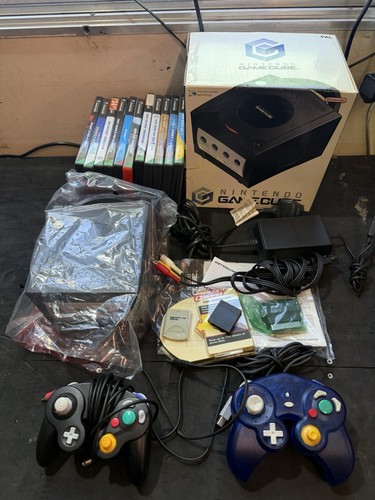 Nintendo gamecube console - nintendo,