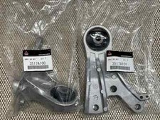 MITSUBISHI OEM MOUNTING Engine