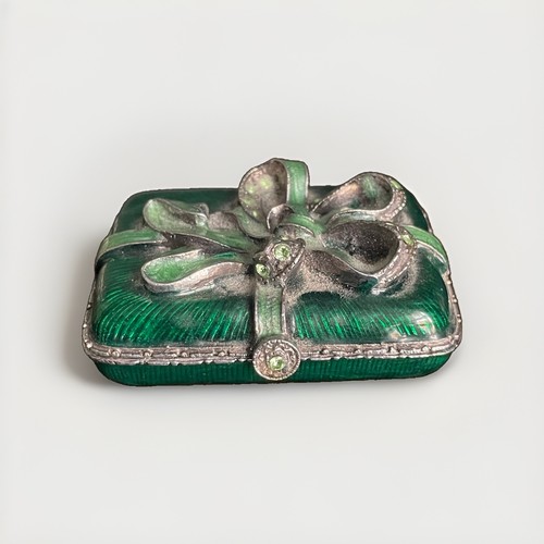 Vintage enamelled green - vintage, metal