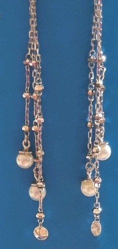 Pretty 18ct white - 18ct, gold