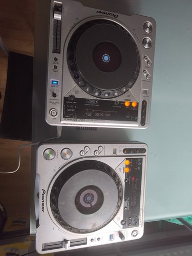 Pair pioneer 800mk2 - of,