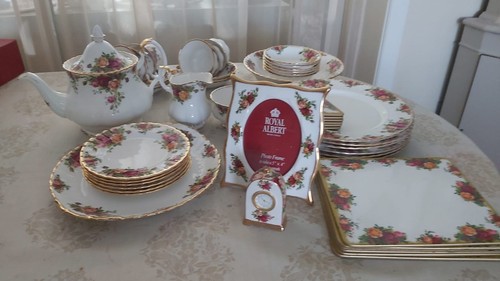 Royal albert complete old - royal,