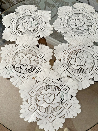 Vintage white polyester lace - white,