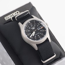 Men's Seiko 5 Sports Field