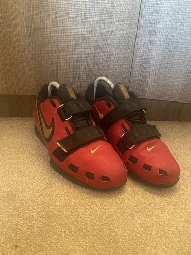 Nike men romaleos size 9 - 2,