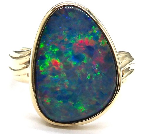 9ct gold yellow opal - , ring