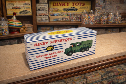Dinky reproduction box - box, 689