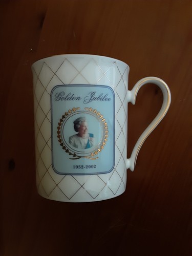 Fine bone china queen - bone,