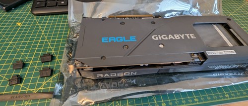 Gigabyte radeon 6600 eagle - rx,