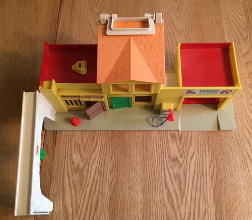 Vintage fisher price - price, playset