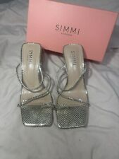 Women’s Gold Heels Size 5