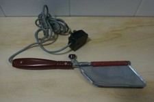 VINTAGE PIFCO HAND HELD TROUSER PRESS ORIGINALBAKELITE PLUG DISPLAY Prop iron