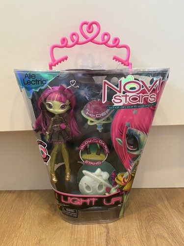 Novi stars doll - novi,
