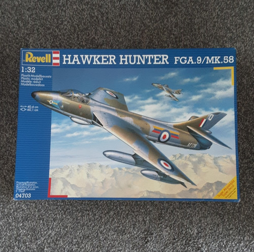 Revell hawker hunter - 1:32,