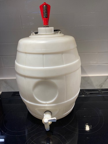 Pressure barrel beer - pressure, for