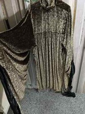 Medieval style black gold