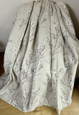 LOVELY LAURA ASHLEY PUSSY