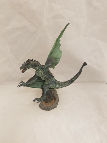 Mcfarlane dragons series - dragons,