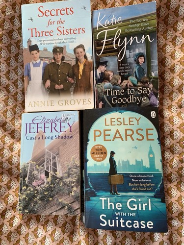 Paperback books bundle - bundle, 4