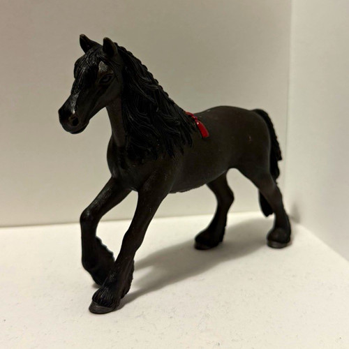 Schleich black horse - black,