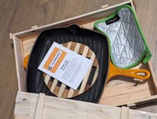 le creuset grill pan gift