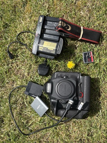 Canon eos mark ii - x,