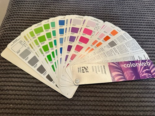 Pantone internet color - pantone,