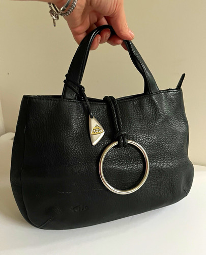 Tula small black pebbled - small,