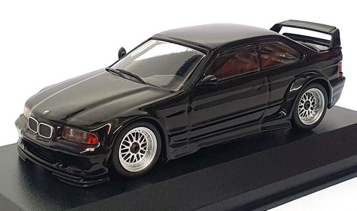 Maxichamps scale 940 - 1/43,
