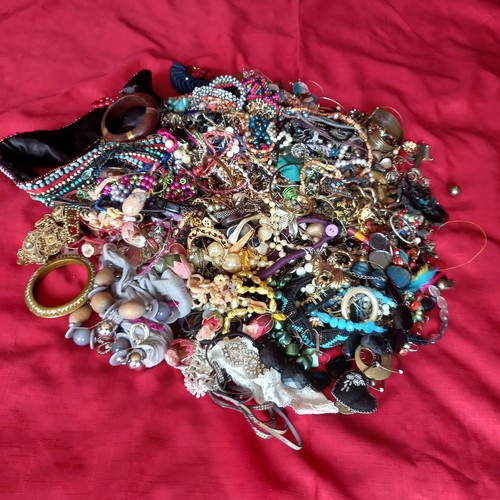 Job lot broken tangled - lot, of