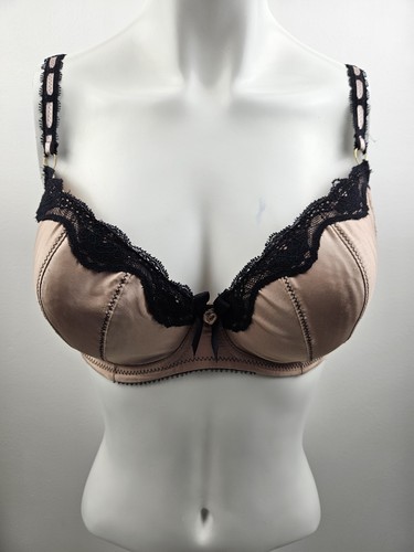 Nudes and black bra - black,