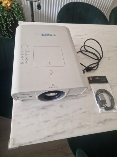 Christie lx500 projector - christie,
