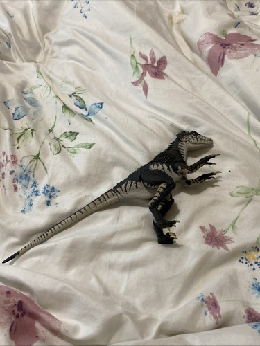 Primeval bbc rare raptor - primeval,