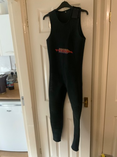Full length sleeveless wetsuit - full,