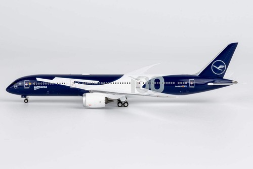 Models lufthansa 100th - models,
